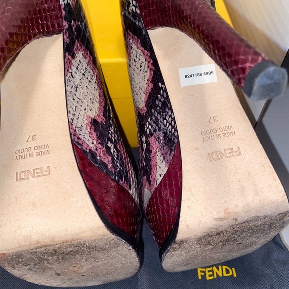 Fendi - Picture 5 of 6
